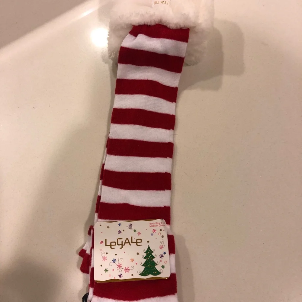 SUPER CUTE!!! Christmas Holiday Red White Striped Socks Faux Fur